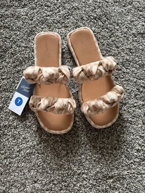 Universal Thread Braided Double-Strap Slide Sandals in Light Beige